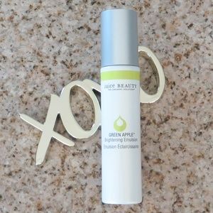 JUICE BEAUTY Green Apple Brightening Emulsion
